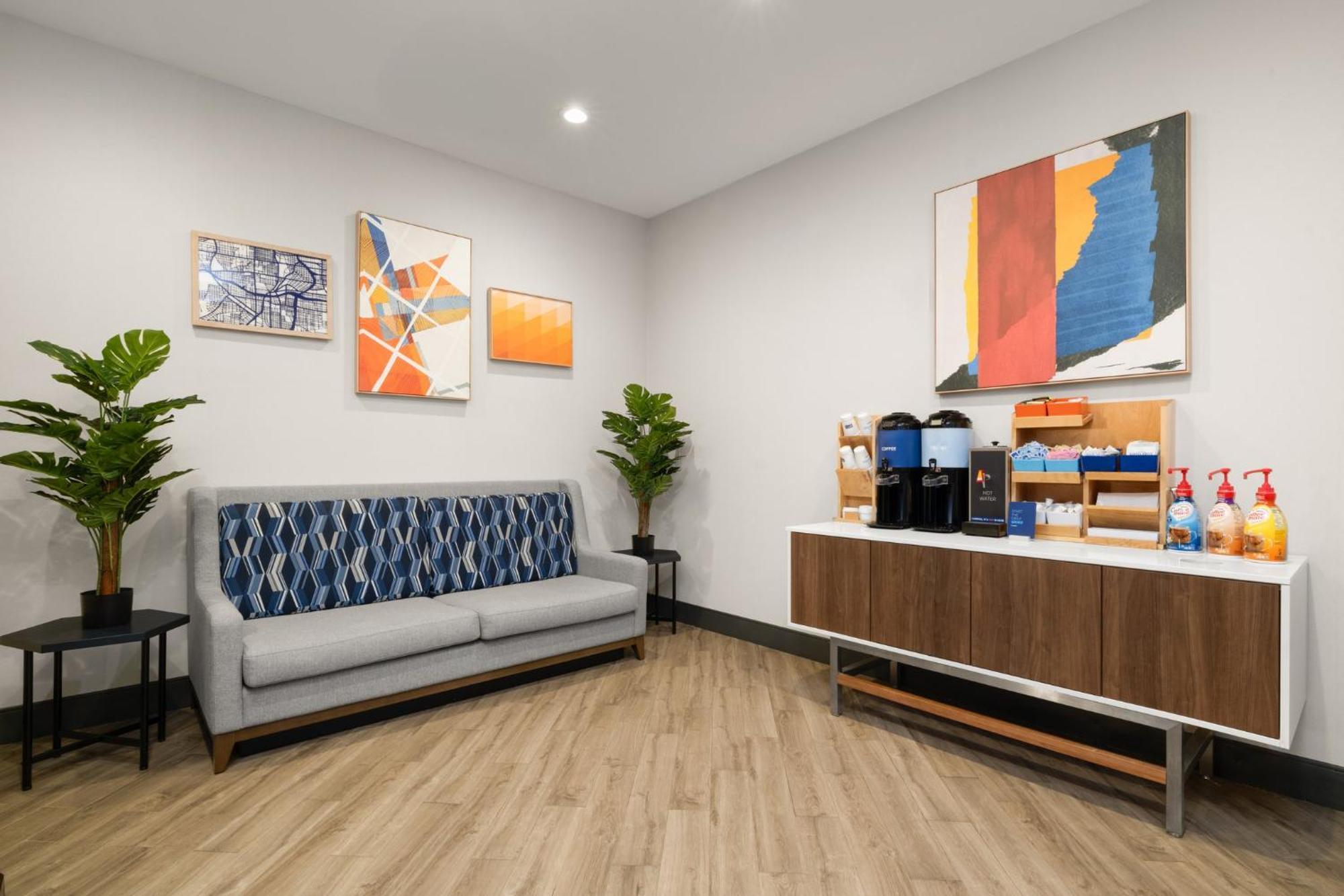 Holiday Inn Express & Suites Aiken By Ihg Esterno foto